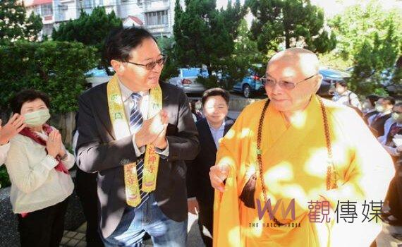 中佛會理事長淨耀長老書畫聯展開幕  祈願藥師佛慈悲庇佑台灣