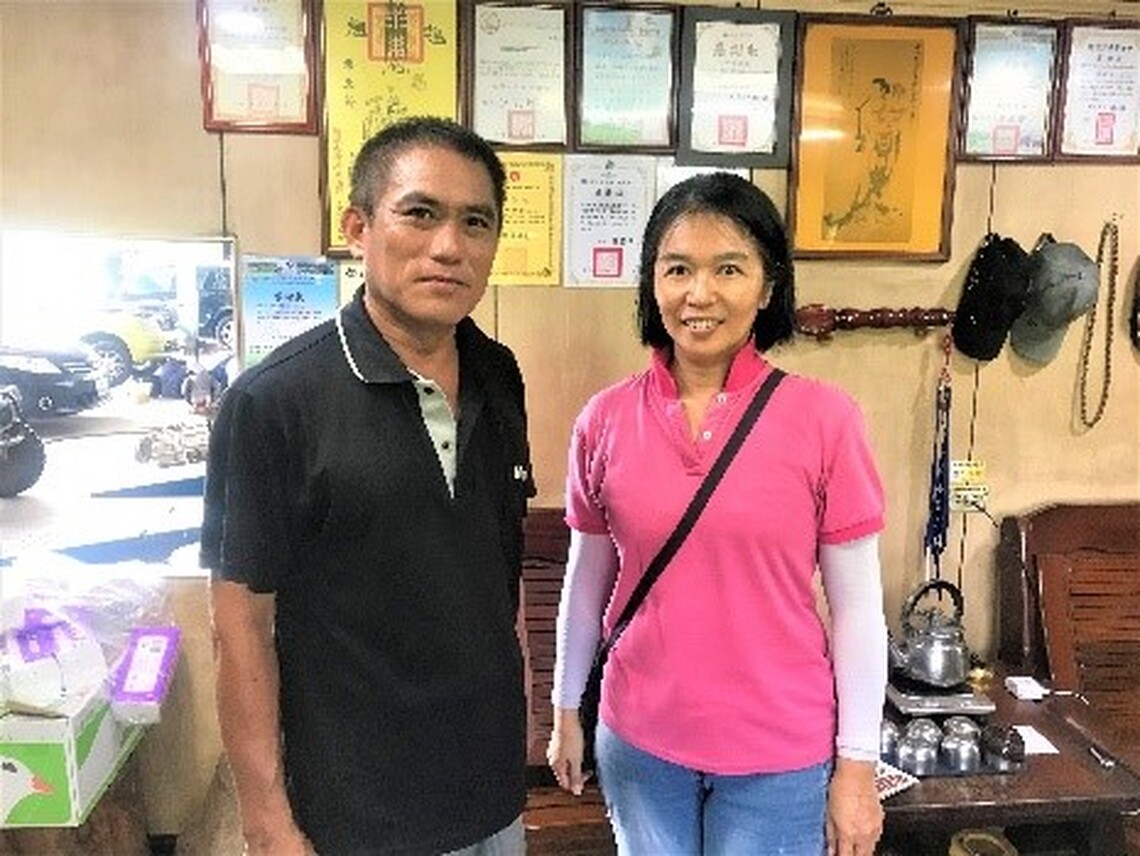 楊新章夫婦 修車起家慈善造福