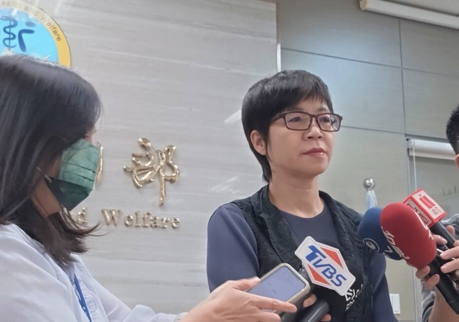 衛福部證實「三班護病比」明年拚上路！ 理想標準還缺8千人、年增80億 213