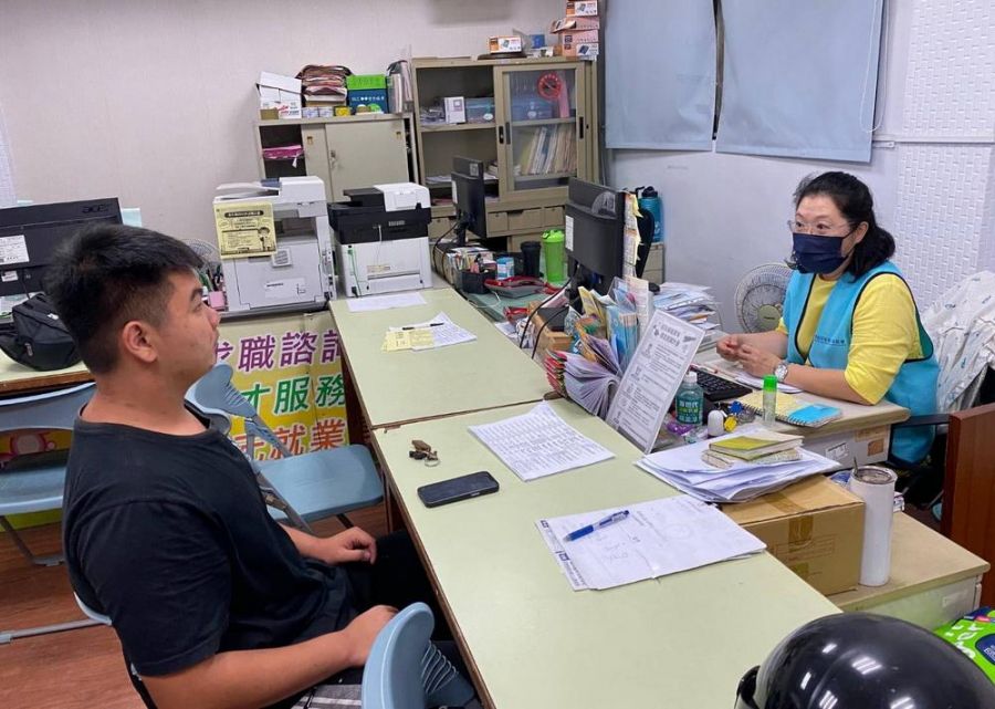 妥瑞氏症青年就業路難行 潮州中心兩招助職涯開航