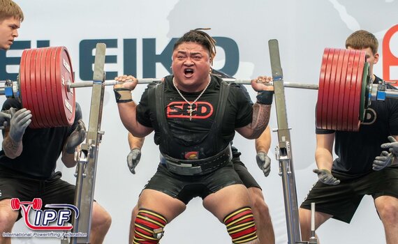 台中大力士楊森破世界紀錄 立陶宛世錦賽一舉2金