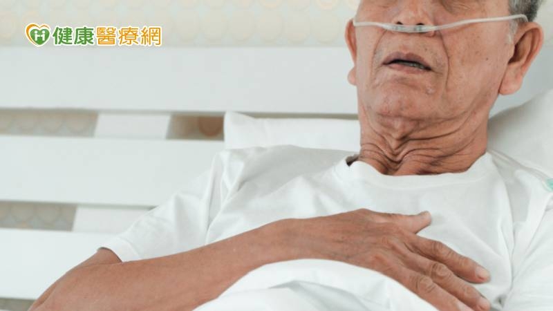 氣喘與慢性阻塞性肺病重疊「肺功能退化更快」! 醫籲1危險因子要遠離