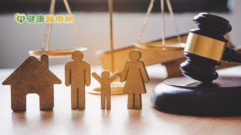 《家暴防治法》修正三讀通過 4大重點一次看!增加性影像、同婚家庭保護