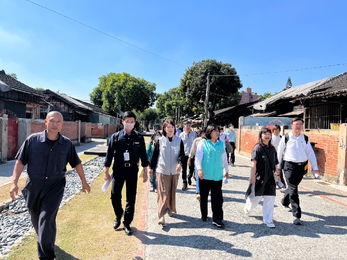 立法院文教委員考察 嘉市府積極爭取圖書館總館園區、舊監活化、東門派出所文化基地等預算