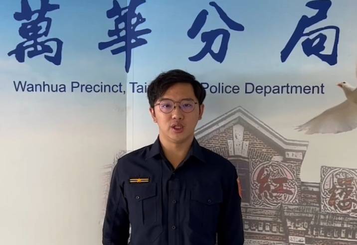 西門町派出所副所長蔡岳峰說明案情。（記者林金聖翻攝）