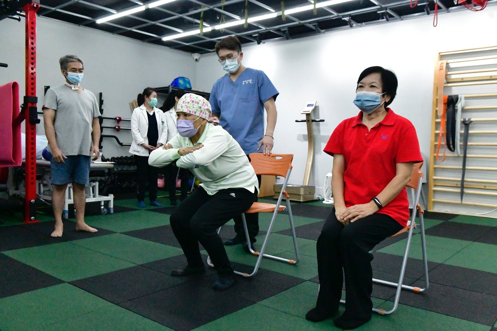 大林慈濟醫院腫瘤中心,與高功能運動醫學中心合作舉辦第一屆腫瘤病友運動會。大林慈濟醫院提供