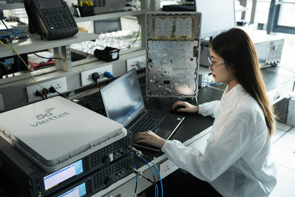 Viettel announced the successful deployment validation of commercial 5G Open RAN network equipment with Qualcomm’s high performance and energy efficient 5G RAN Platforms Viettel announced the successful deployment validation of commercial 5G Open RAN network equipment with Qualcomm’s high performance and energy efficient 5G RAN Platforms
