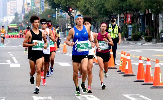 交通管制報你知/2023年高雄富邦馬拉松26日鳴槍開跑