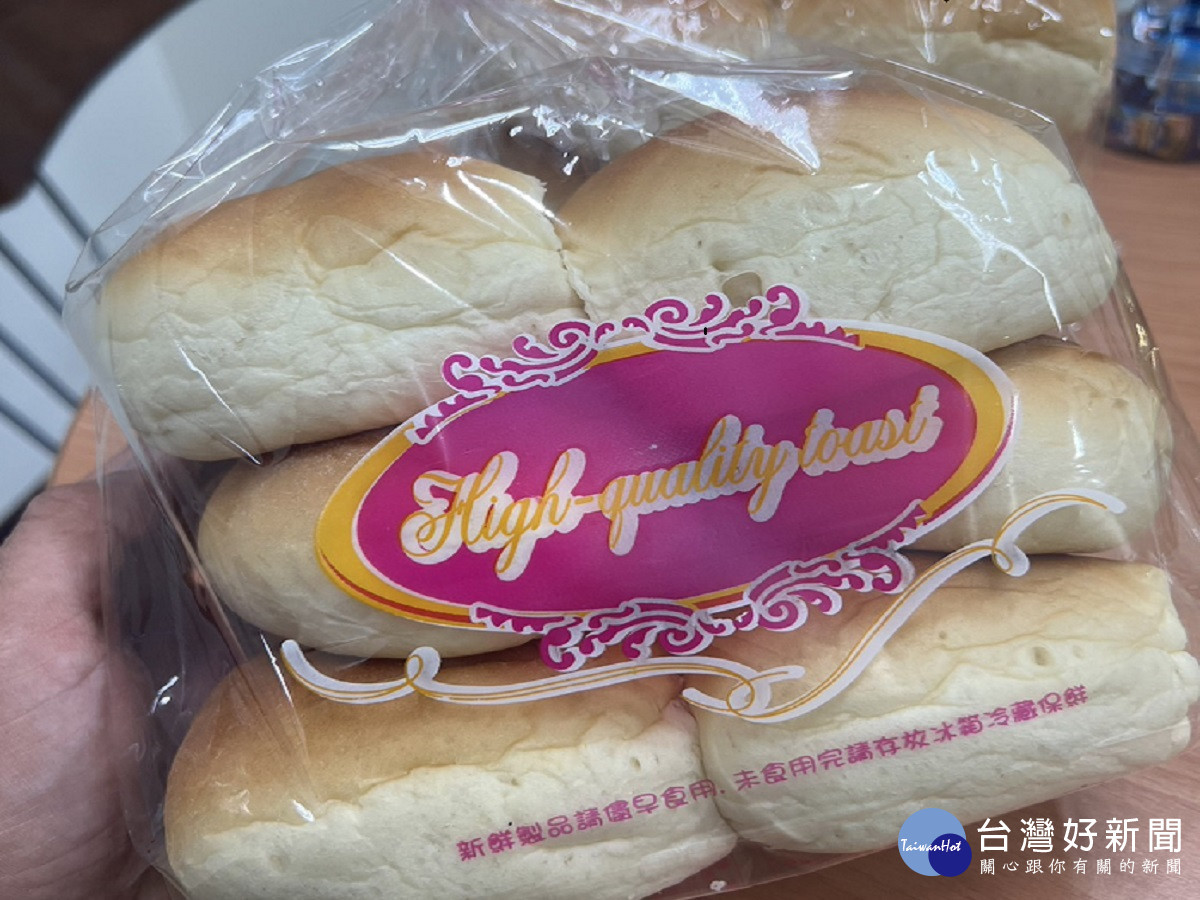 回憶兒時的老味道 溪湖媽厝國小自製古早味麵包慷慨大方不藏私