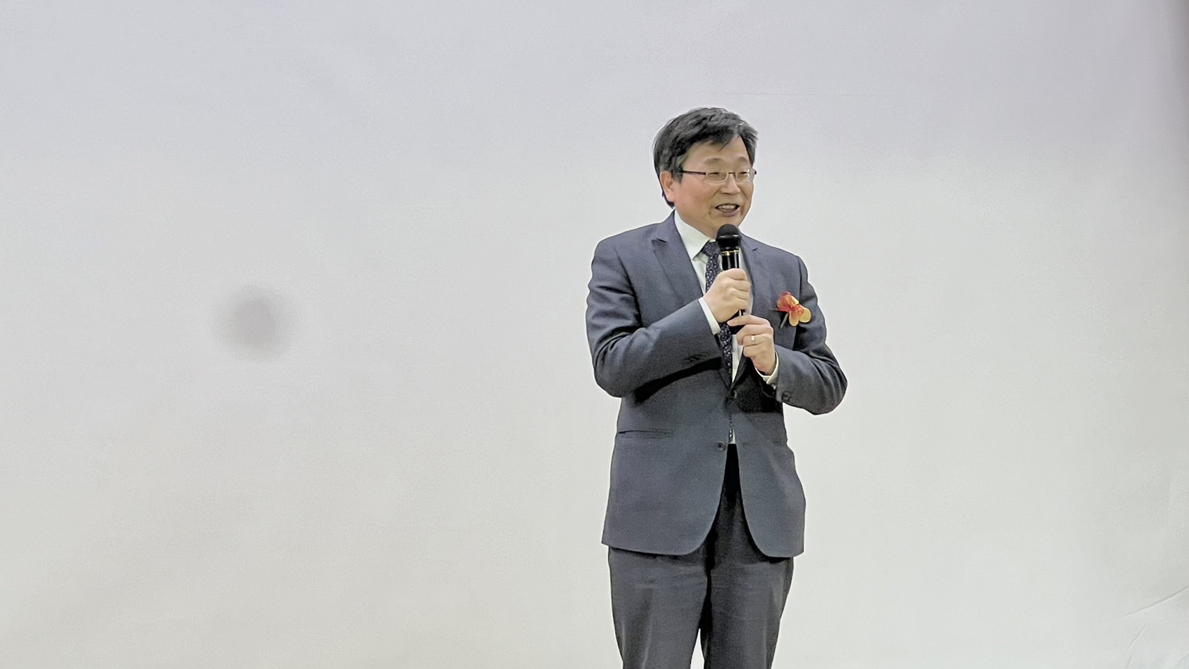 衛生福利部常務次長周志浩蒞臨致詞祝賀。(圖/衛生福利部提供)