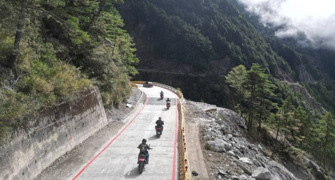 南橫梅山口~埡口~向陽路段 今日恢復一般管制 通行交通順暢