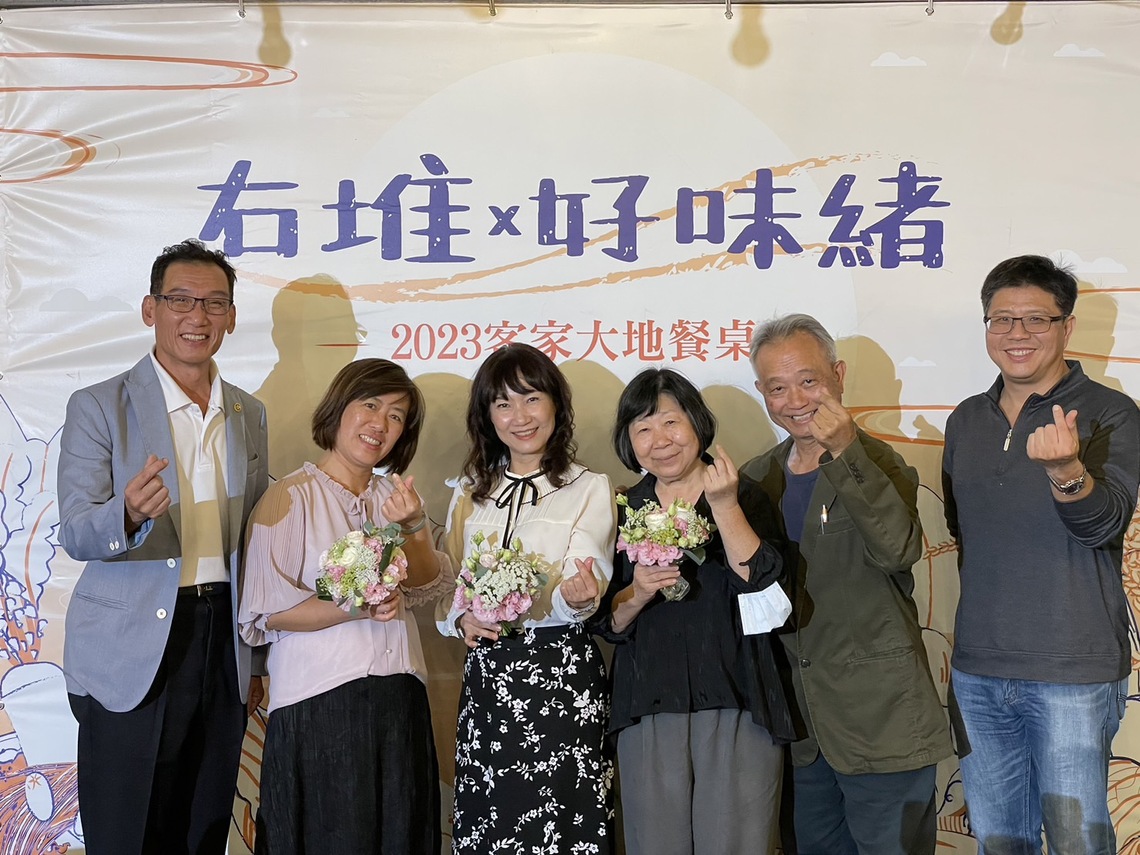 漾新聞|高市客委會在雨豆樹下辦大地餐桌 「右堆好味緒」吃美食品故事與文化