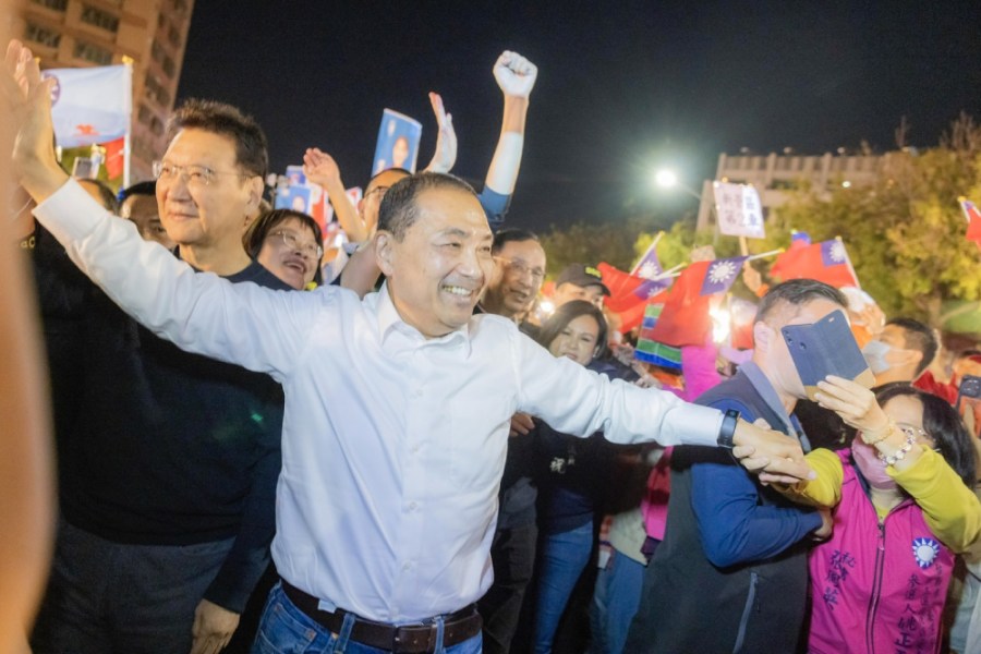 直搗賴清德本命區!台南大造勢三萬人力挺 侯友宜:拚台灣新希望 303 國民黨總統參選人侯友宜、副總統參選人趙少康26日台南成立競選總部成立,並舉辦造勢大會