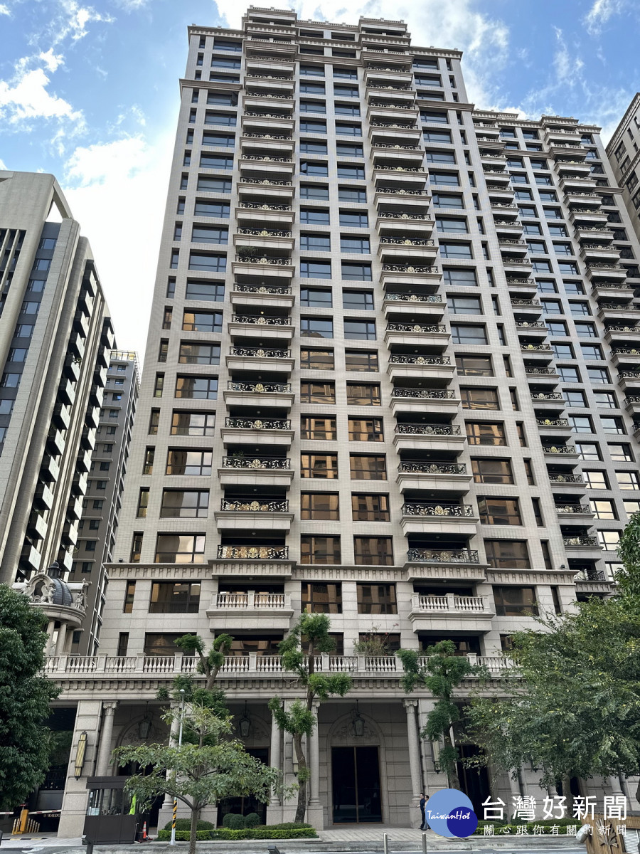 位於桃園區藝文園區的豪宅大樓。(桃園市勞檢處提供)