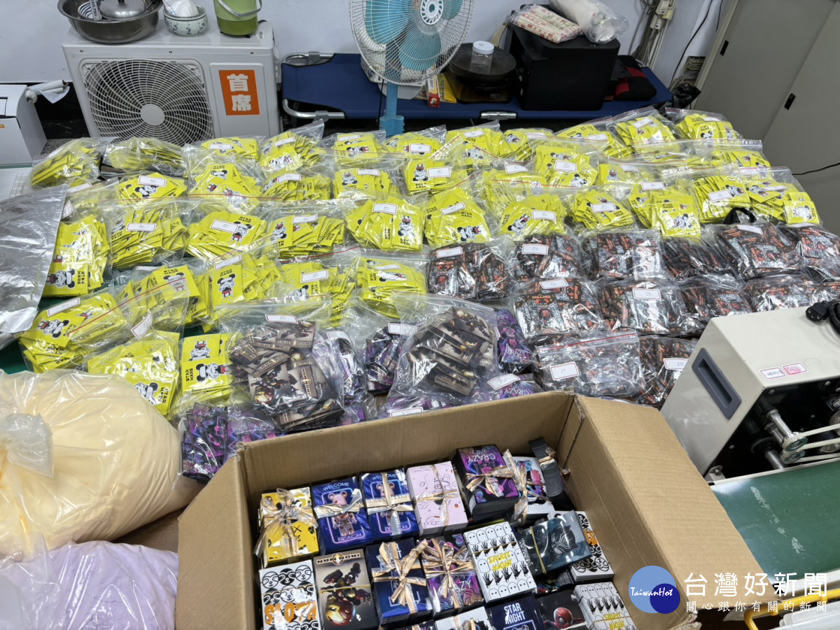 豐原警方查獲毒咖啡包成品6,121包，毒咖啡包半成品9,097公克。
