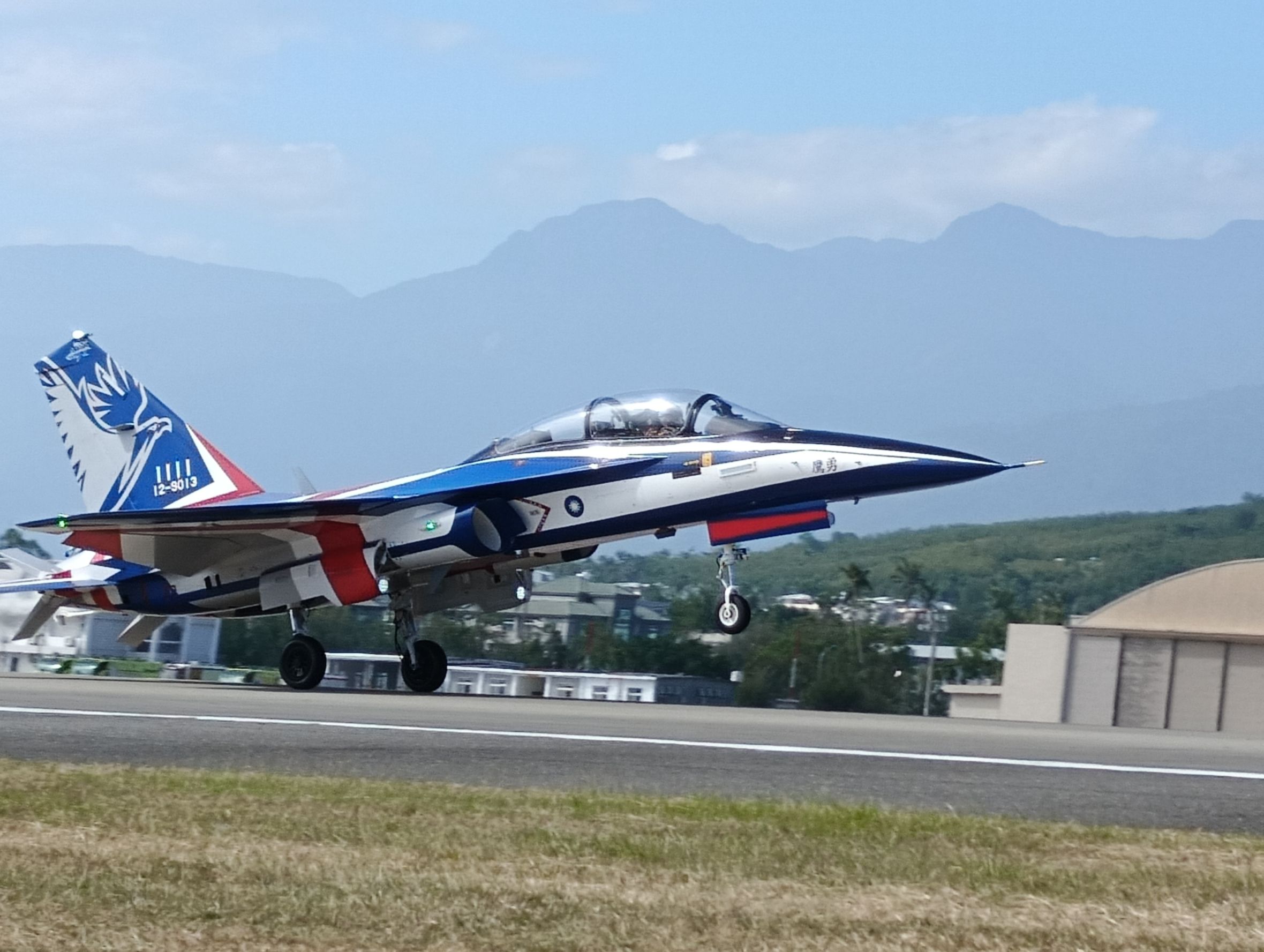 F-5型戰機將汰除，台東第7聯隊改編戰鬥機聯隊，空軍官校編成飛訓部，專責勇鷹機的飛行訓練。王烱華攝　