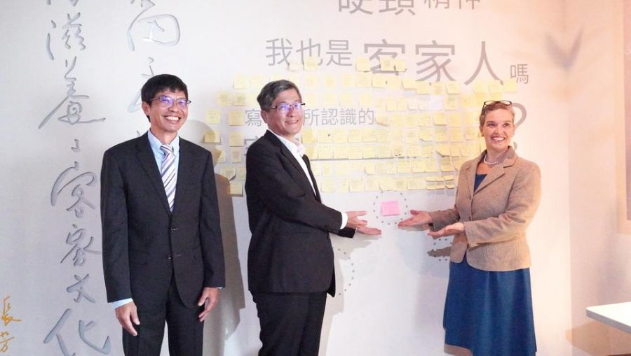 美國在台協會AIT參訪臺灣客家文化館 深度體認客家文化當生趣