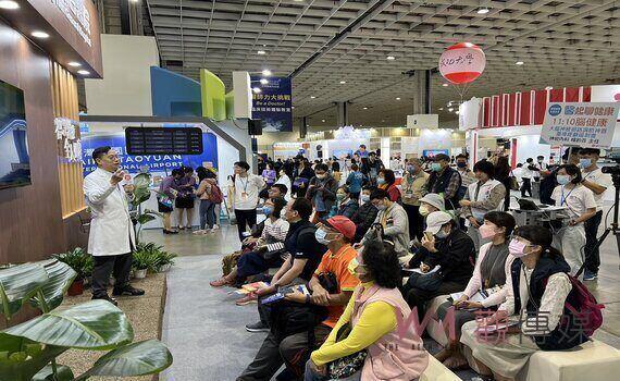 測腦健康還有護理ChatGPT  沙鹿光田綜合醫院醫療展大秀智慧科技