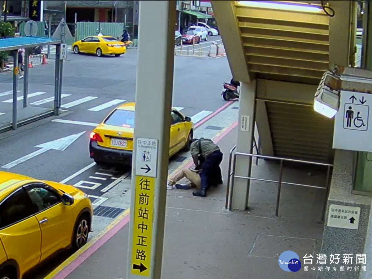中壢警上班途中目擊搶案,機警尾隨6分鐘內破搶案。