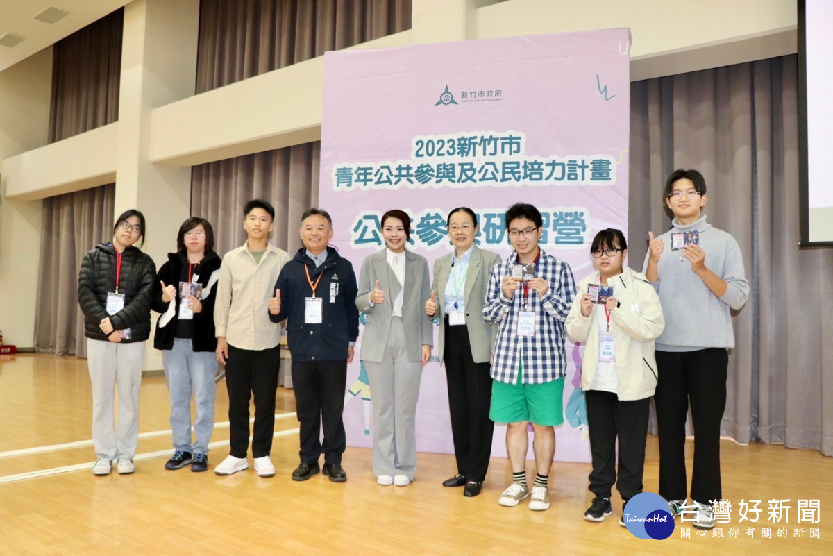 活動現場進行有獎徵答6題、互動遊戲,同學自我介紹及說明報名動機。