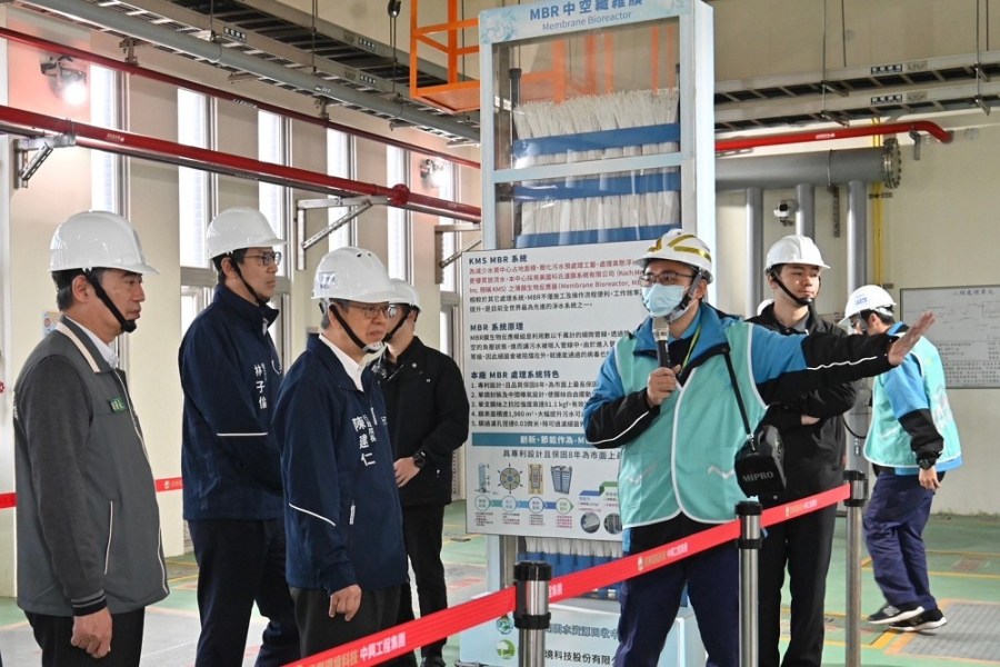 視察澎湖光榮水資源回收中心 陳建仁:提升污水處理量能及接管普及率 292 視察澎湖光榮水資源回收中心 陳建仁:提升污水處理量能及接管普及率 291