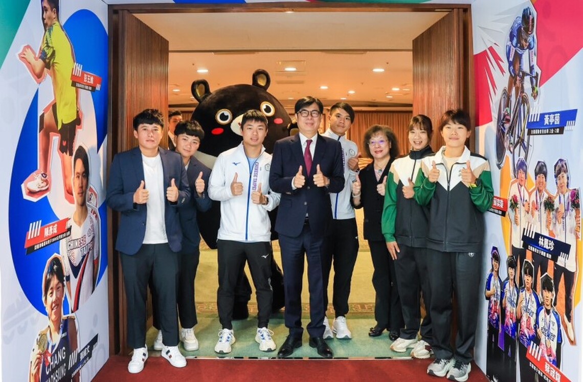 陳其邁溫馨接見亞運高雄優秀選手 勉勵選手續戰夢想