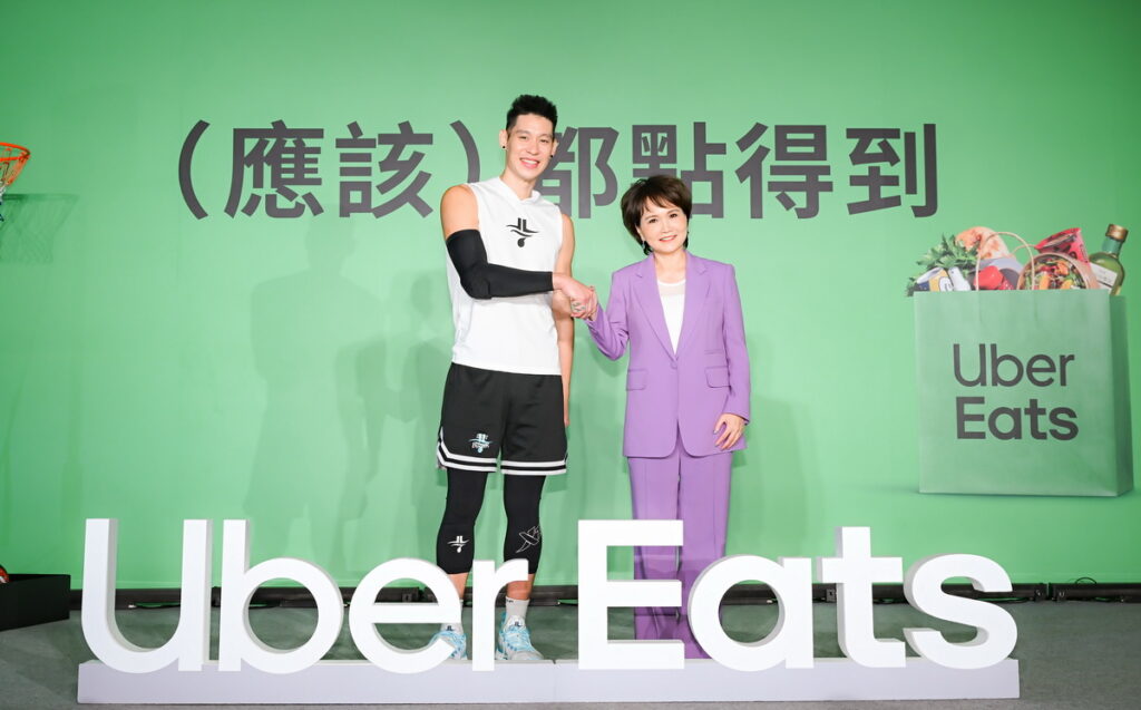 Uber Eats 品牌代言人沈春華及林書豪原本就是忠實使用者,分享生活中幾乎所有想要或需要的商品都點得到的經驗。(Uber Eats 提供)