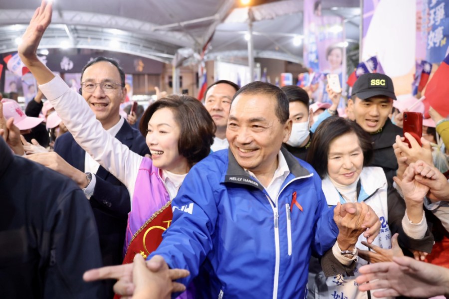 【胡文琦專欄】陳世凱詭辯的自曝其短 214 侯友宜參加競選活動資料照