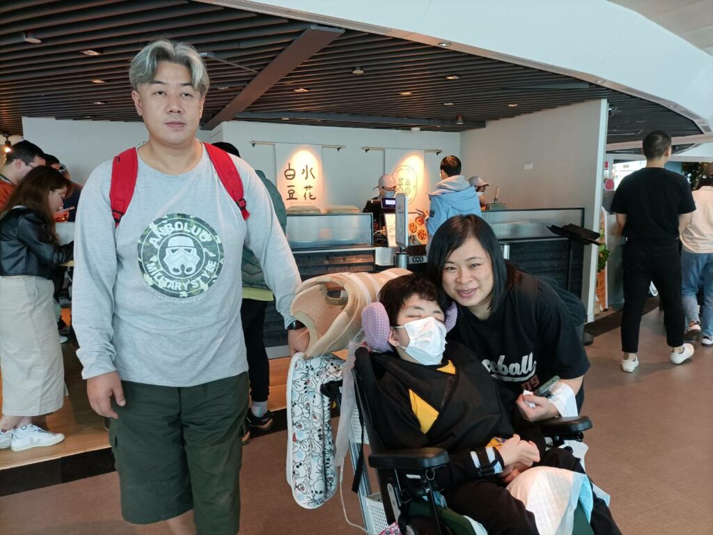 白水豆花xKADOKADO協助make a wish參訪Taipei 101觀景台