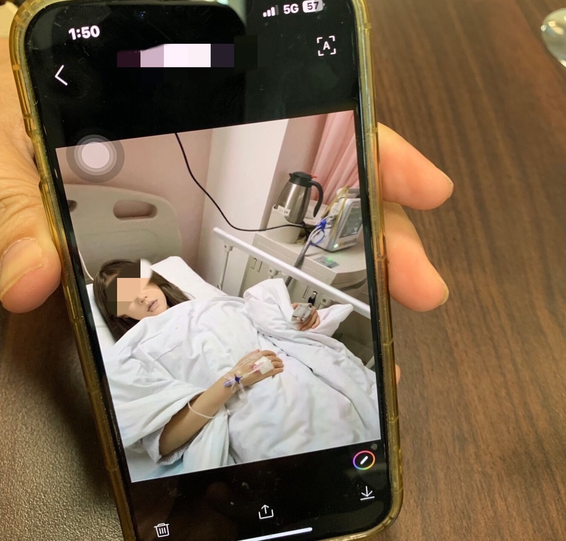 ▲圖說:躺在病床上的女子臉部極不自然,一看就是AI的合成照 (圖/台中市政府提供)