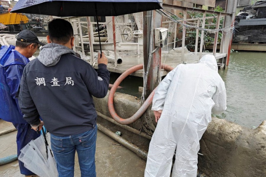 從油菜渣到有毒廢棄物都收 士檢追查業者亂倒獲利5.4億 222 從油菜渣到有毒廢棄物都收 士檢追查業者亂倒獲利5.4億 221