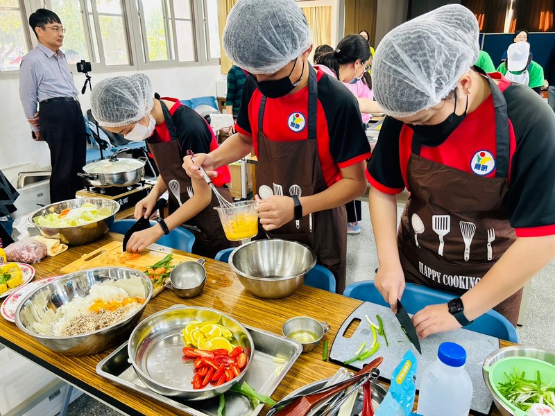 中市教育局推校園食農教育 料理小達人以在地食材玩創意