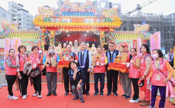 「福德正神」10天環島陸巡 副市長黃國榮恭送啟程