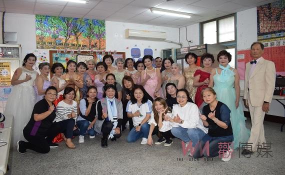 (有影片)/樂齡時光之旅再現青春 禮服婚紗舞台秀首登場