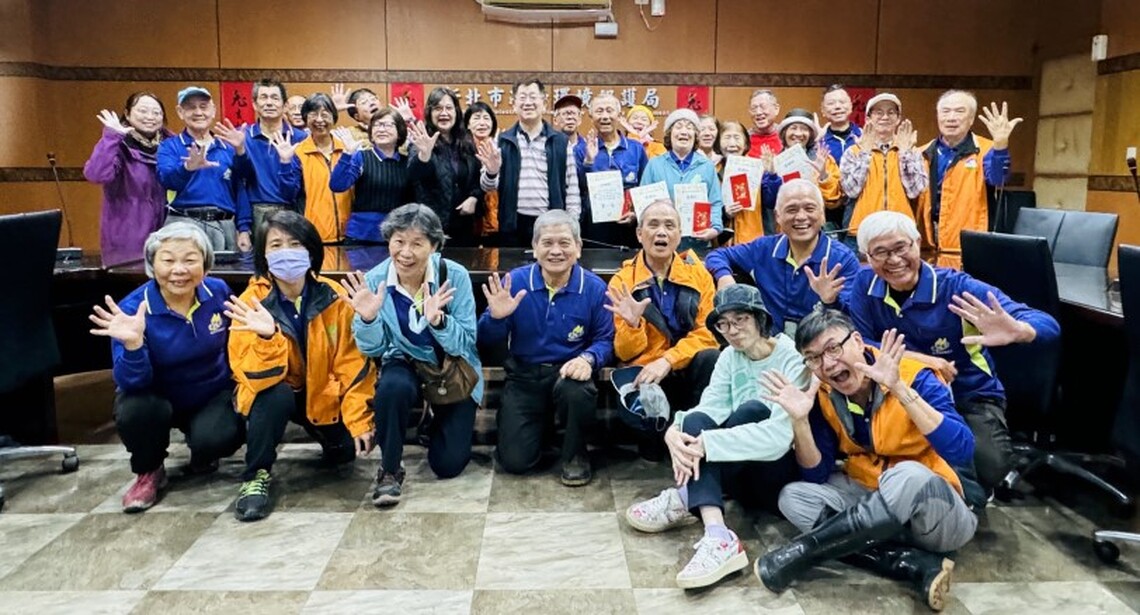 深耕濕地環境教育 新北環保局表揚44位濕地志工