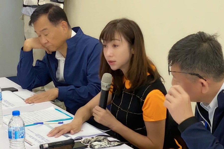 徐巧芯、許淑華臉書IG打空戰 綠營盟友:應以選民服務決勝負 228 徐巧芯、許淑華臉書IG打空戰 綠營盟友:應以選民服務決勝負 227