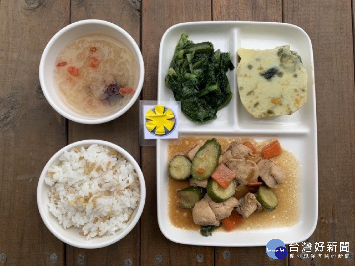 桃園市開放學校午餐使用CAS液蛋,並持續把關蛋品來源確保學生食的安全。