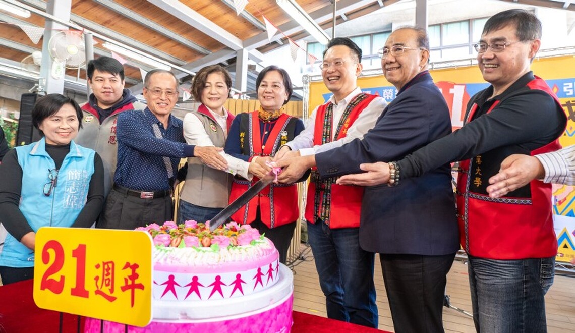 出席「桃園市原住民族部落大學21周年暨成果展」  蘇副市長：桃園獲全國評鑑之冠  打造推動原住民文化的新模式