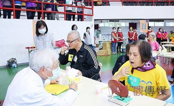 口腔保健選拔　提醒樂齡定期洗牙、口腔檢查