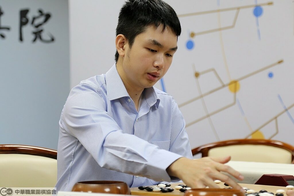 圍棋/黑馬林彥丞奪冠遭攔！徐靖恩快棋稱王 17歲勇奪第一座職業冠軍