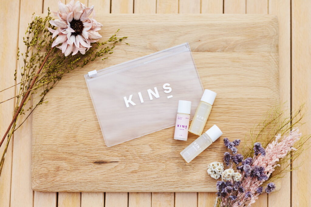 iFG線上購獨家優惠【KINS極緻修復旅行組】,享有買一送一的驚喜,2組入只要999元。