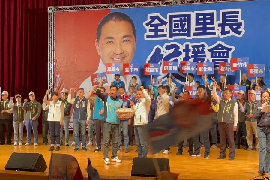 彰化「侯」援會里長何吉盛介選聲押 綠喊：乾淨選舉護民主 237