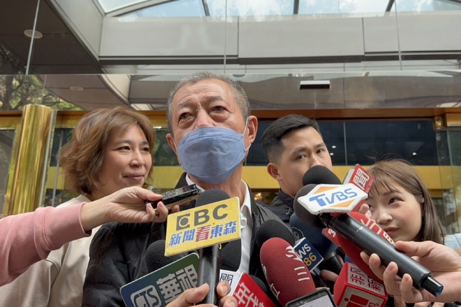 王金平出手促地方大團結 挺郭山頭表態支持侯友宜 236 王金平12日宴請地方派系大老,屏東縣議長周典論出席。