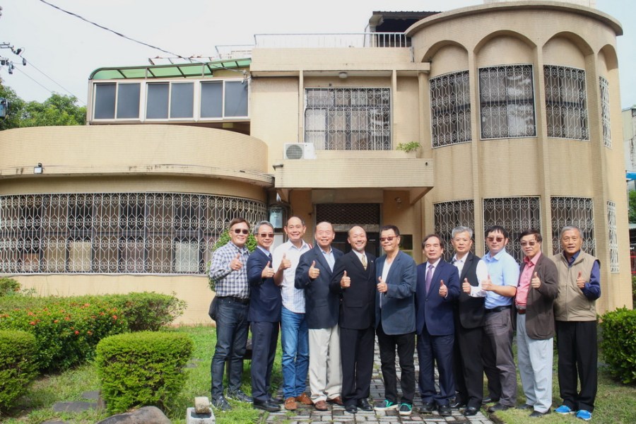 陸官校友基金會拜會勤益科大 讚揚先賢張明將軍創校愛國事蹟 244 陸官校友基金會拜會勤益科大 讚揚先賢張明將軍創校愛國事蹟 243