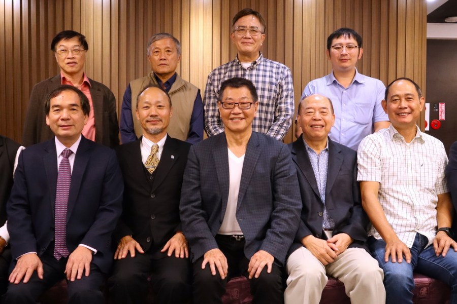 陸官校友基金會拜會勤益科大 讚揚先賢張明將軍創校愛國事蹟 246 陸官校友基金會拜會勤益科大 讚揚先賢張明將軍創校愛國事蹟 245