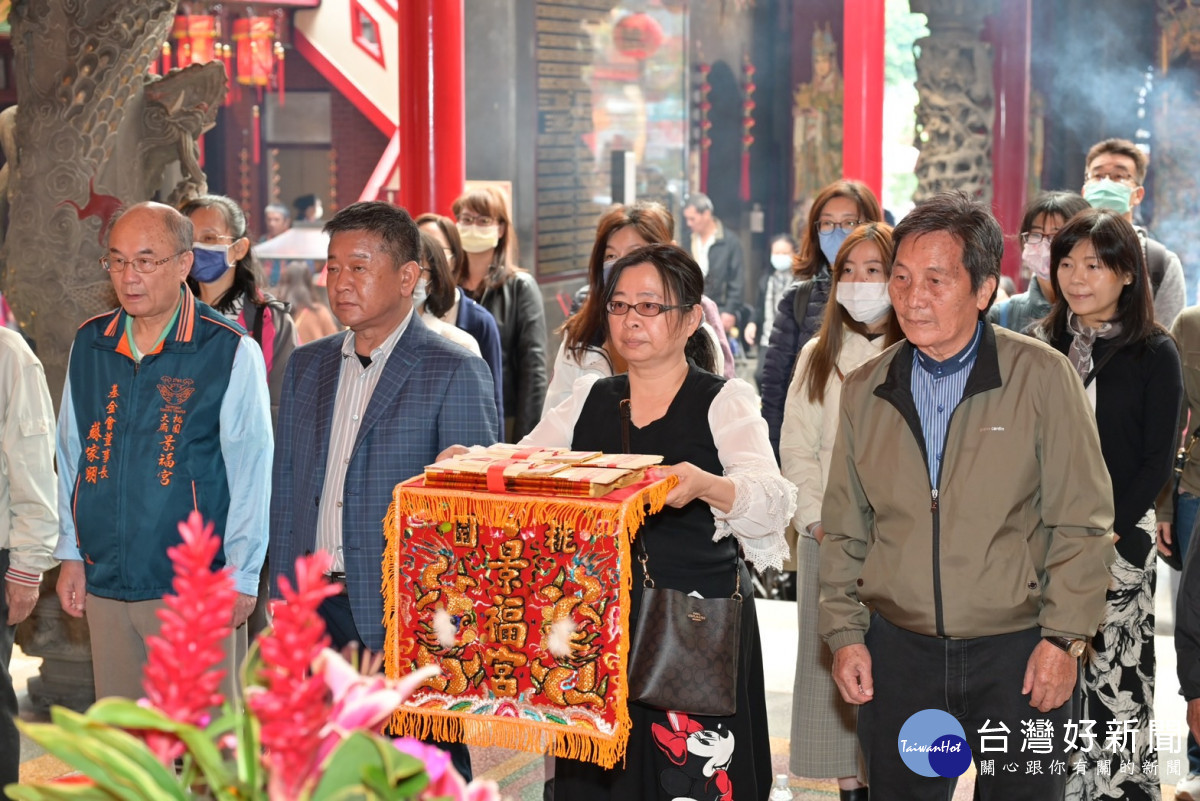 桃園大廟景福宮頒發助學金 桃園市有236 位學生受惠