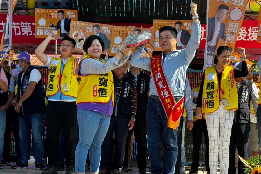 盼選舉退黑 林靜儀:國民黨應支持我 顏寬恒稱無罪無愧 210 盼選舉退黑 林靜儀:國民黨應支持我 顏寬恒稱無罪無愧 209