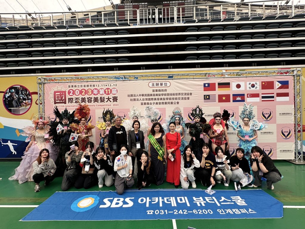 韓國SBS代表團與臺灣選手交流比賽。(記者林照東攝)