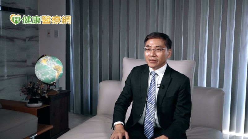 攝護腺癌存活率高嗎?治療一定要開刀? 常見5大QA一次看!
