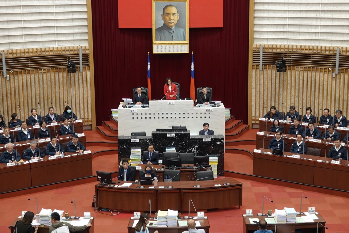 漾新聞|在野黨反對霸凌退席抗議 高市議會閉幕會首爆流會史上頭一遭